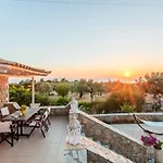 Mani's Aura Seaside-spacious Summer Retreat Lejlighed *