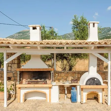 Mani's Aura Seaside-spacious Summer Retreat Daire Kotronion (West Mani)