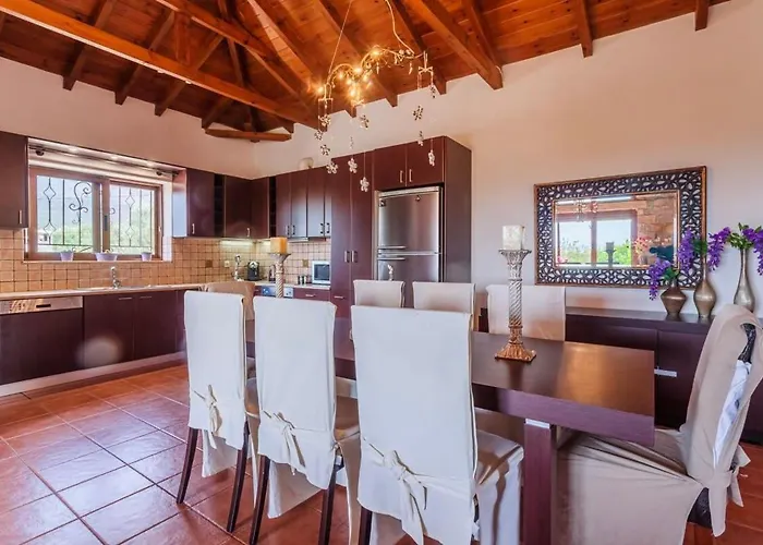 Mani's Aura Seaside-spacious Summer Retreat * Kotronion (West Mani)