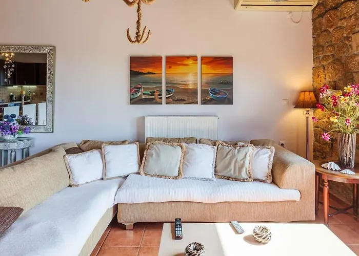 Lejlighed Mani's Aura Seaside-spacious Summer Retreat *