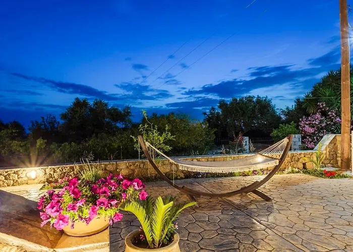 Mani's Aura Seaside-spacious Summer Retreat Kotronion (West Mani)